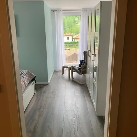 Seestern Links Apartment Buechel